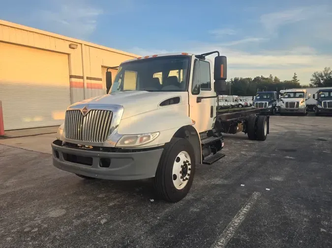 2019 NAVISTAR INTERNATIONAL 4300