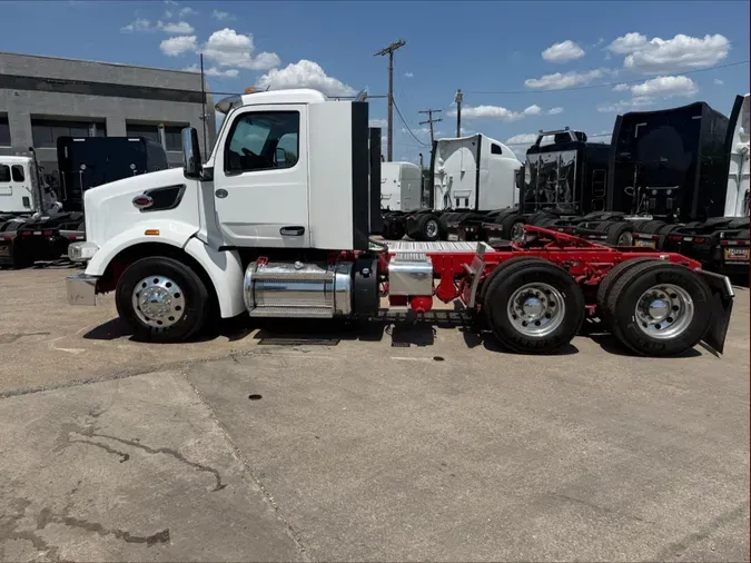 2024 Peterbilt 567