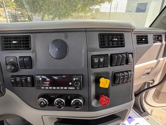 2021 Peterbilt 579