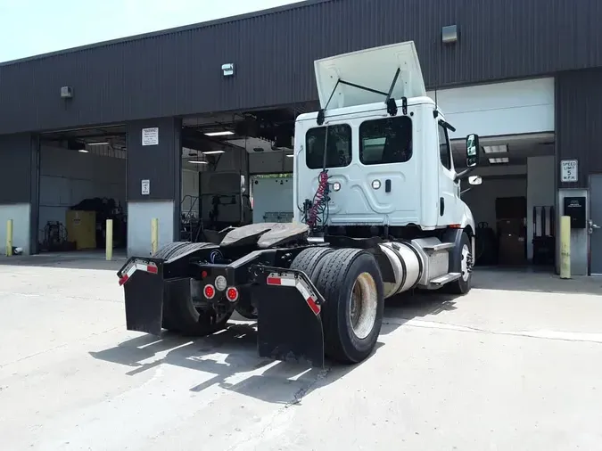 2020 FREIGHTLINER/MERCEDES NEW CASCADIA 116