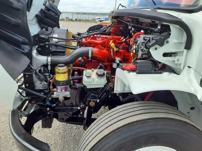 2019 FREIGHTLINER M2 106