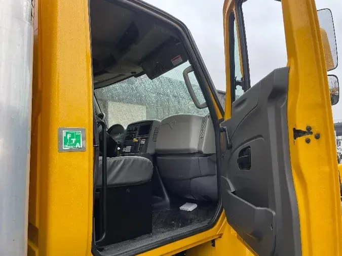 2019 International 4300