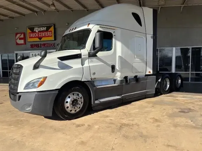 2020 Freightliner Cascadia