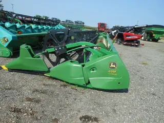 2004 John Deere 635F