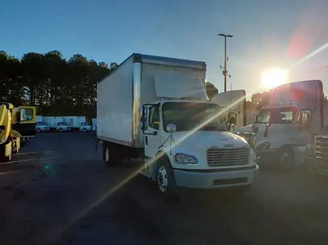 2020 FREIGHTLINER/MERCEDES M2 1068a331e427bfc3efc70700b2bc095fd4d
