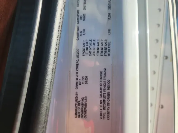 2018 FREIGHTLINER/MERCEDES M2 106