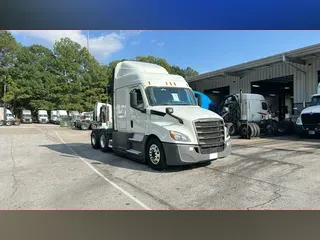 2021 Freightliner Cascadia 126