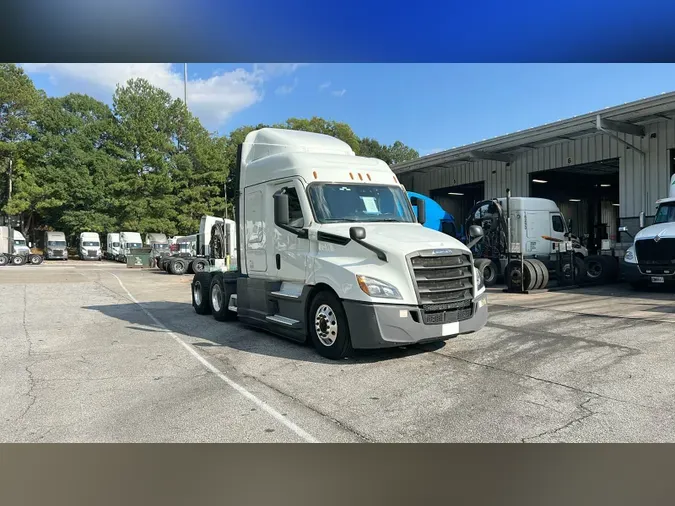 2021 Freightliner Cascadia 1268a35851134a5ae853867ff377591025a