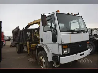 1997 FORD CF8000