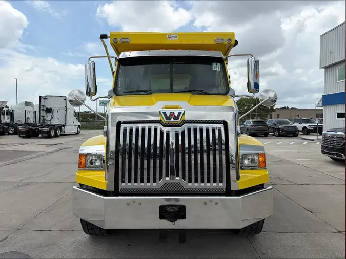 2023 Western Star 4700