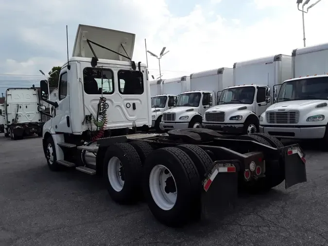 2018 FREIGHTLINER NEW CASCADIA PX12664
