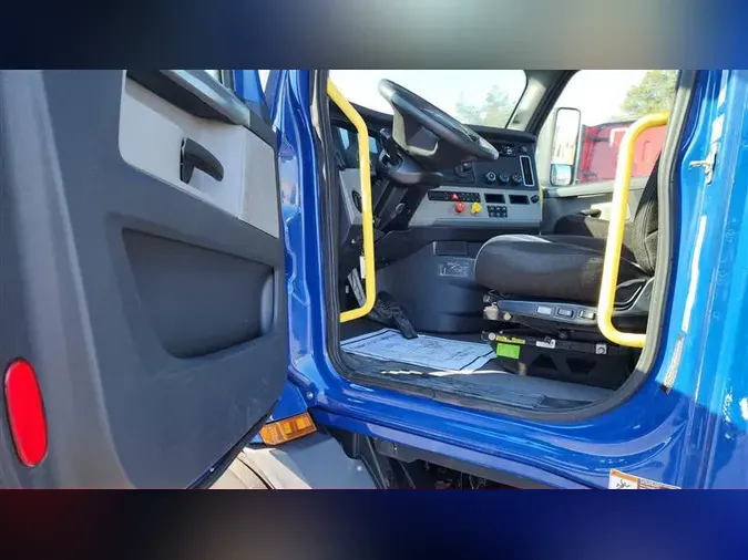 2021 FREIGHTLINER CASCADIA8a3da91c42649cd09b8897b9953cc870