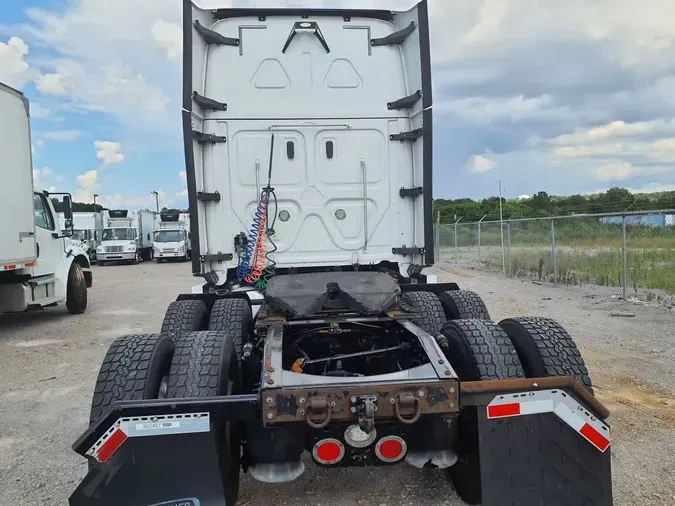 2020 FREIGHTLINER PT126064ST