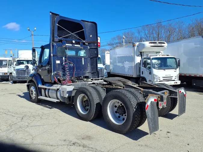 2020 FREIGHTLINER/MERCEDES M2 112