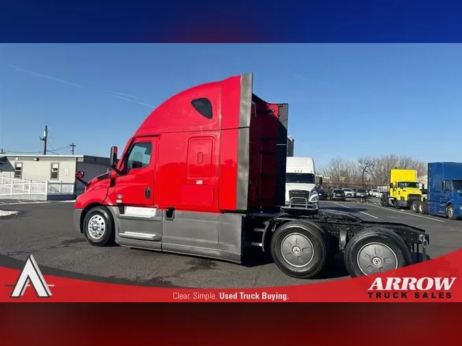 2022 FREIGHTLINER CA126