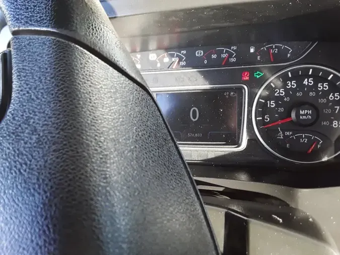 2020 NAVISTAR INTERNATIONAL LT625 DAYCAB T/A