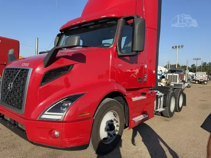 2022 VOLVO VNR64T3008a5ecbb2e915a550081a3d63f3a5fbac