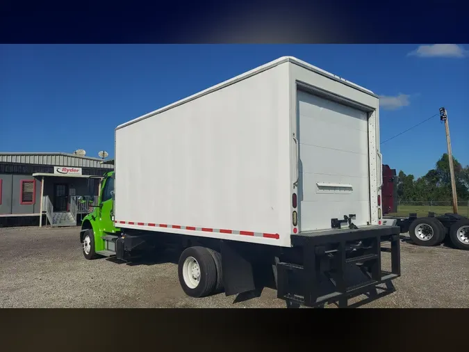 2014 FREIGHTLINER/MERCEDES M2 106