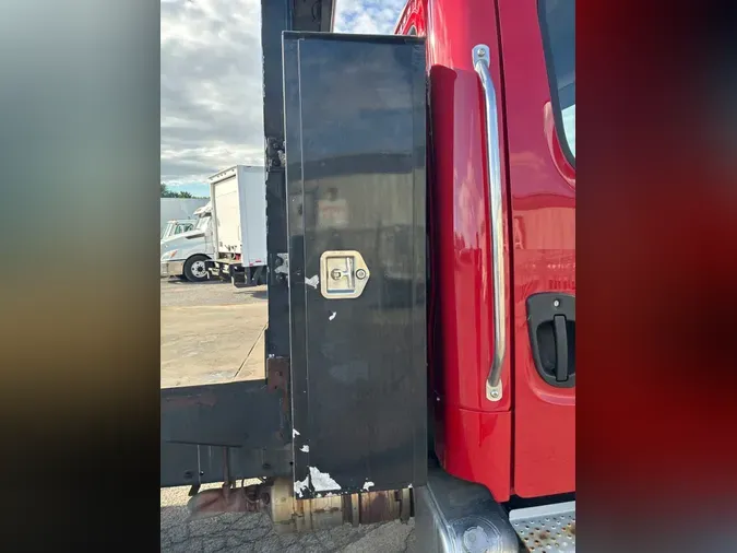 2018 FREIGHTLINER/MERCEDES M2 1068a6105ec7eef8e14cb71c8f05875b4f4