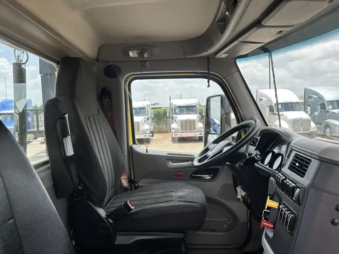 2021 Peterbilt 579