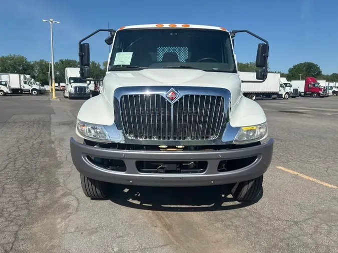 2020 NAVISTAR INTERNATIONAL MV607 (4X2)