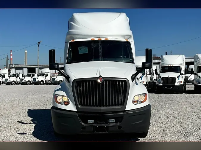 2021 INT LT625 6x4