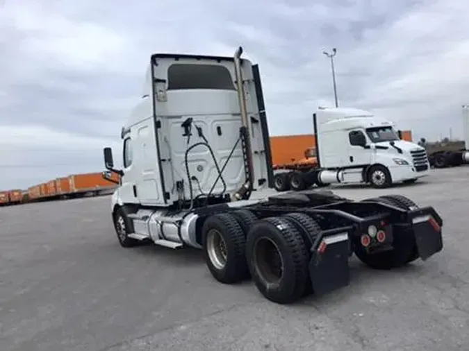 2020 Freightliner Cascadia