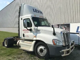 2010 FREIGHTLINER CASCADIA