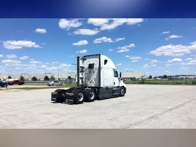 2023 Freightliner Cascadia 126