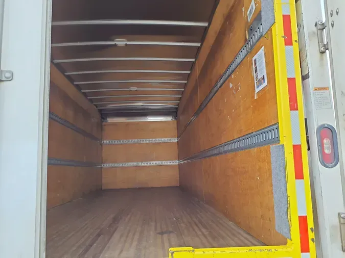 2019 NAVISTAR INTERNATIONAL 4300