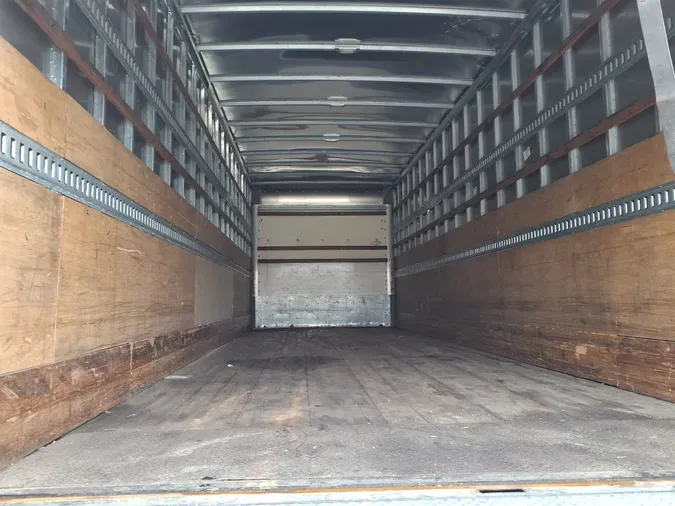 2020 FREIGHTLINER/MERCEDES M2 106