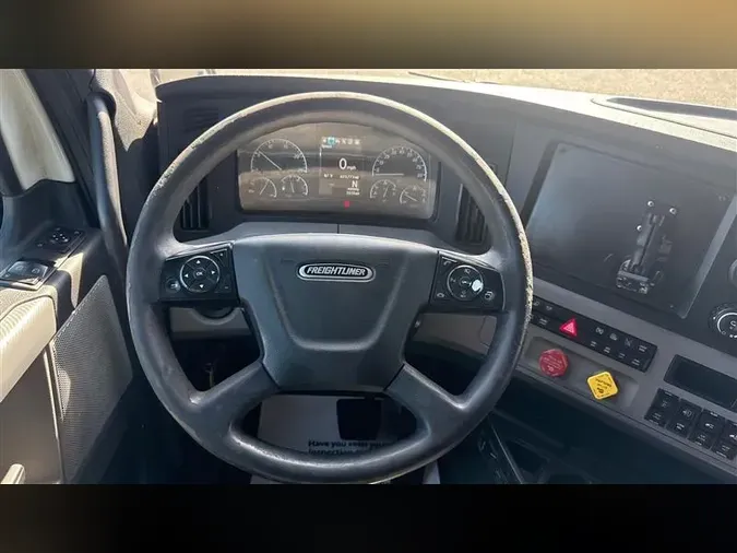2020 FREIGHTLINER CA116