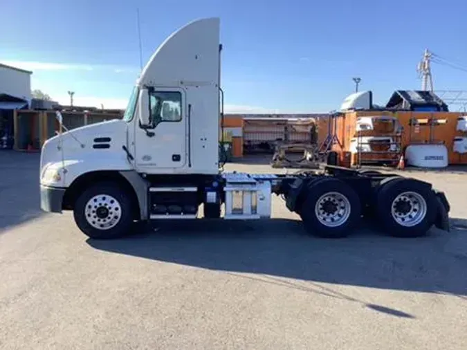 2018 Mack CXU (PINNACLE)