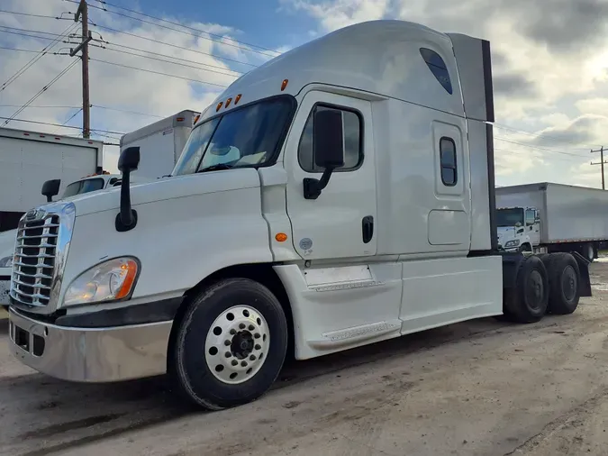 2019 FREIGHTLINER/MERCEDES CASCADIA 125