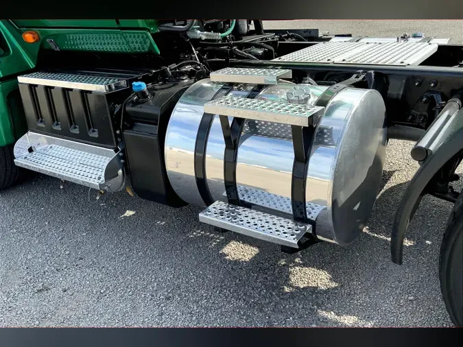 2020 INT LT625 6x4