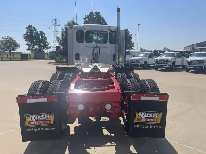 2022 Peterbilt 567