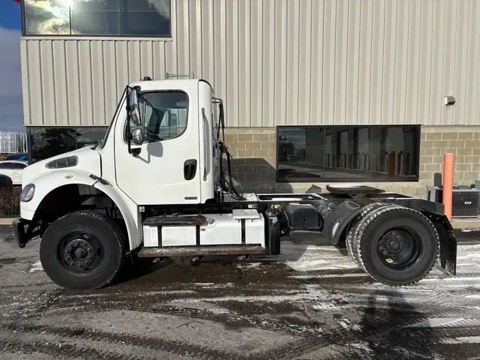 2012 Freightliner M2