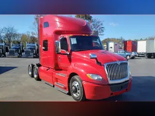 2020 International LT625