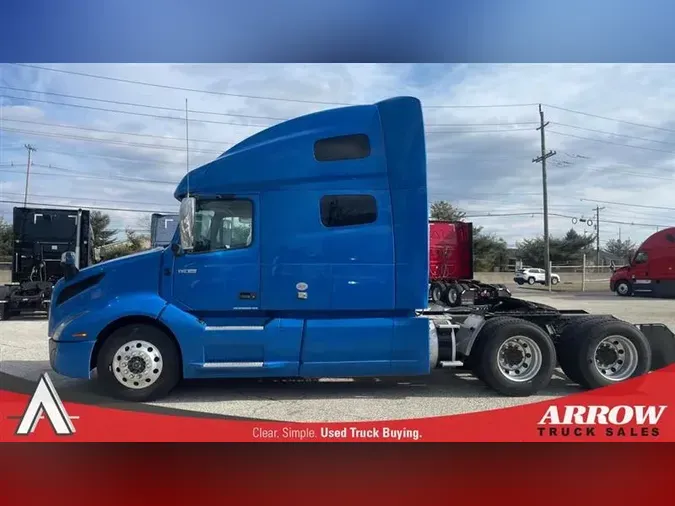 2020 VOLVO VNL760