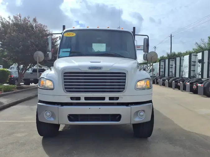 2019 FREIGHTLINER/MERCEDES M2 106