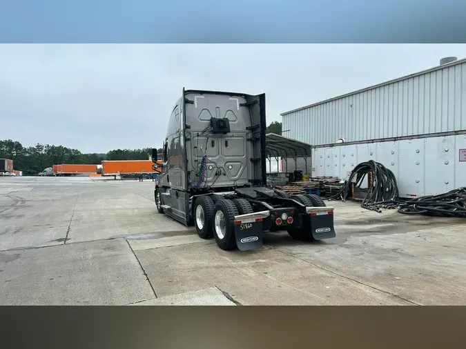 2021 Freightliner Cascadia