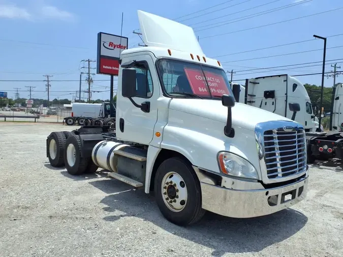 2017 FREIGHTLINER CASCADIA 125