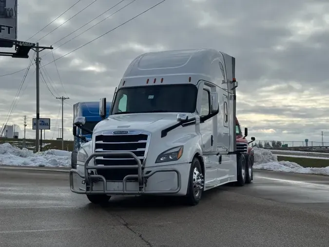 2022 FREIGHTLINER Cascadia 1268a91f4b78980c28bd752ea701f47f9d5