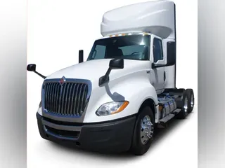 2020 International LT625