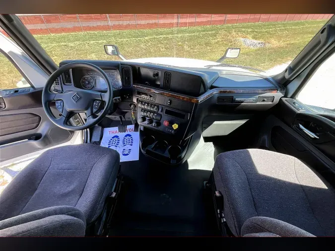 2022 INT LT625 6x4