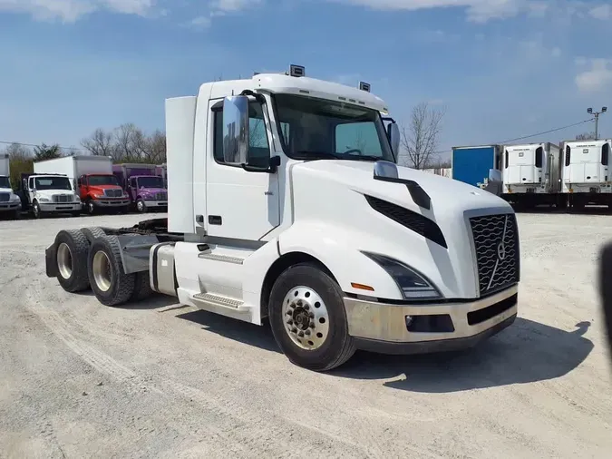 2018 VOLVO VNL64TRACTOR8a98d278e179de84e518f5fc3fac3ec7
