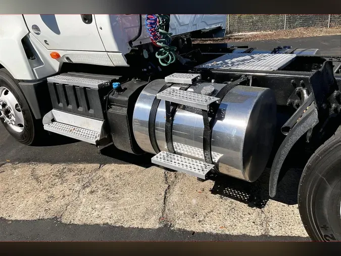 2022 INT LT625 6x4