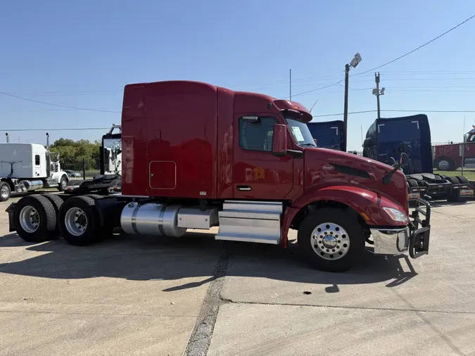 2022 Peterbilt 579