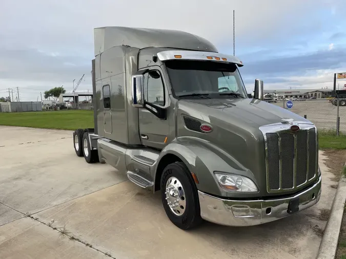 2019 Peterbilt 579