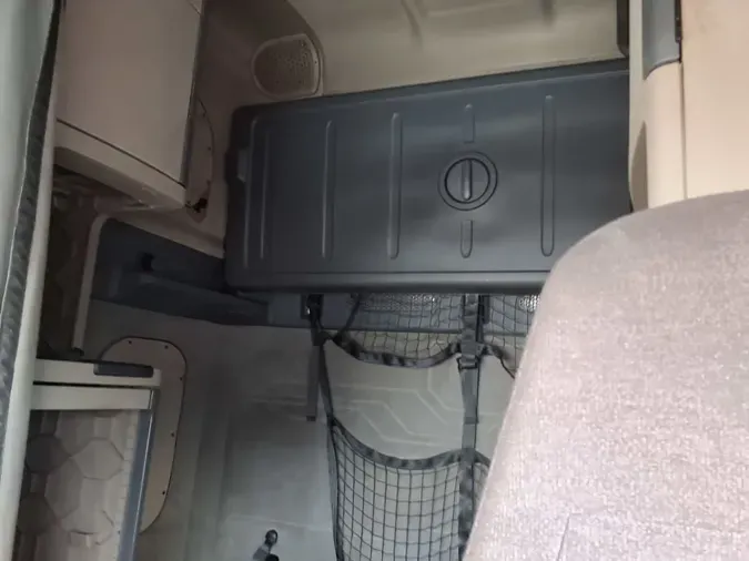 2020 FREIGHTLINER/MERCEDES CASCADIA 125